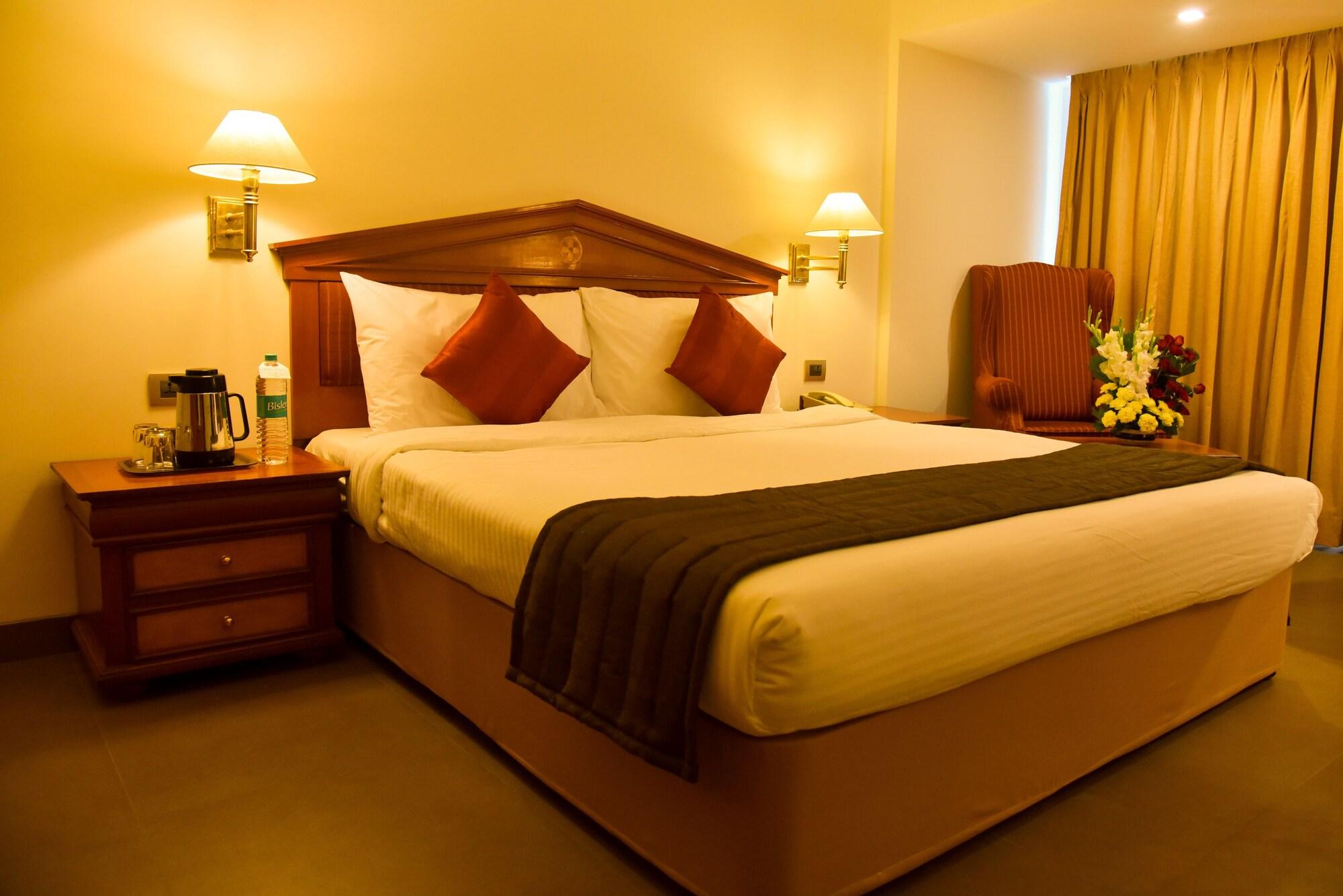 Hotel Sagar Plaza City Centre Pune Ngoại thất bức ảnh