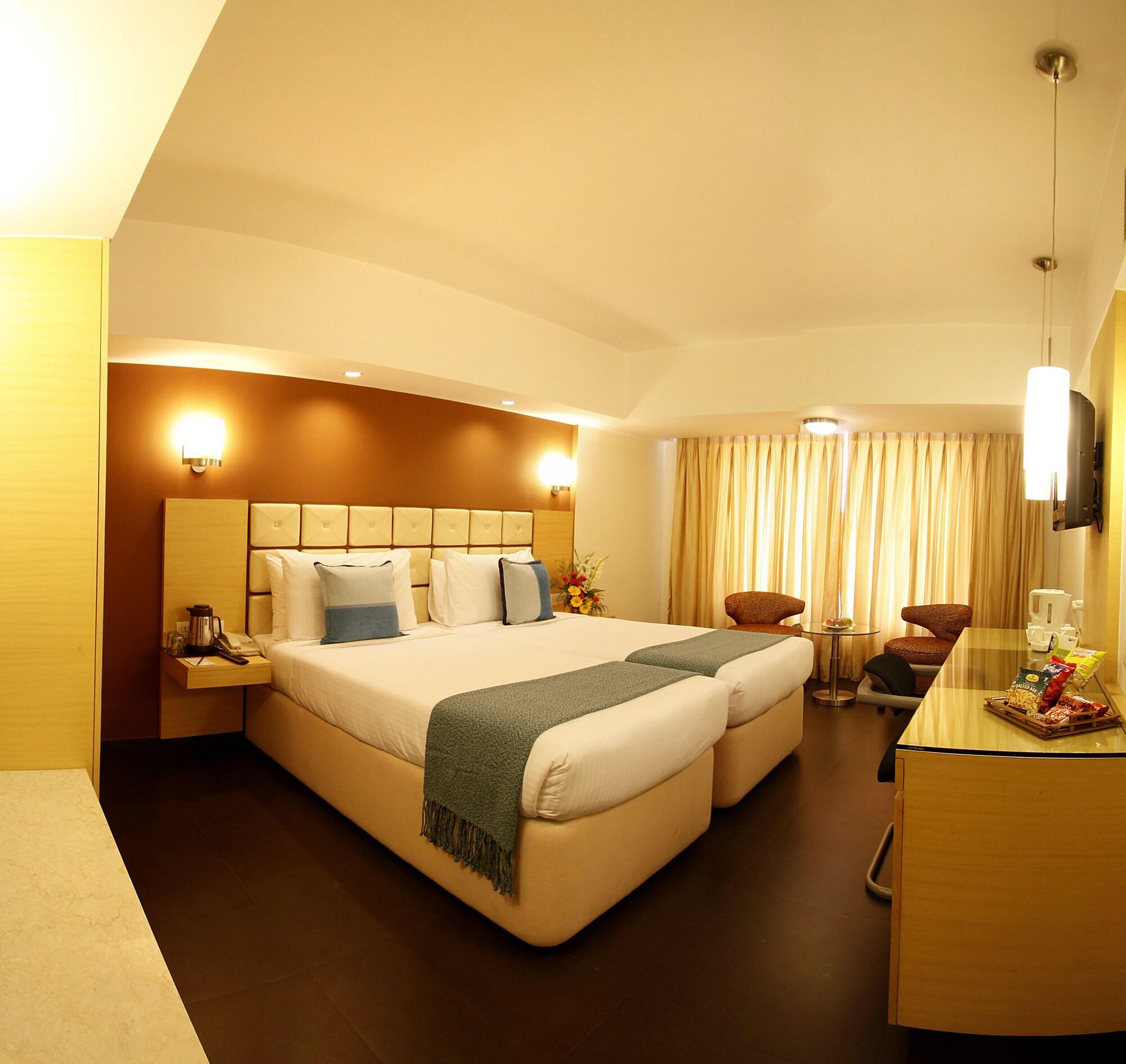 Hotel Sagar Plaza City Centre Pune Ngoại thất bức ảnh