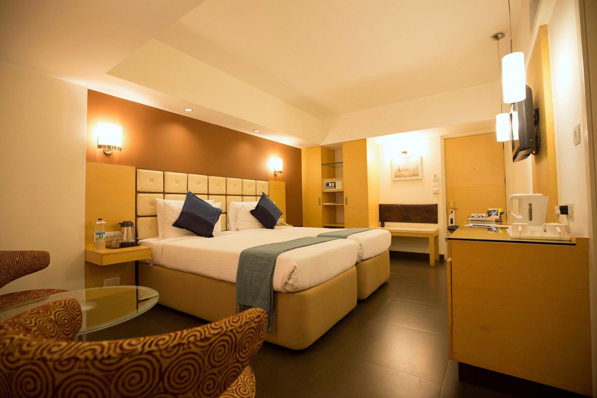 Hotel Sagar Plaza City Centre Pune Ngoại thất bức ảnh