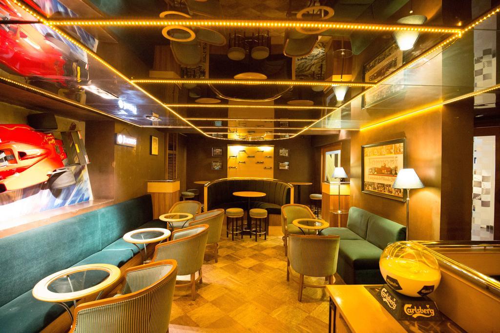 Hotel Sagar Plaza City Centre Pune Ngoại thất bức ảnh