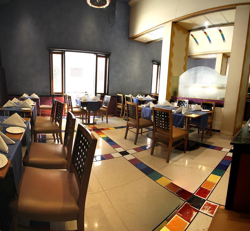 Hotel Sagar Plaza City Centre Pune Ngoại thất bức ảnh
