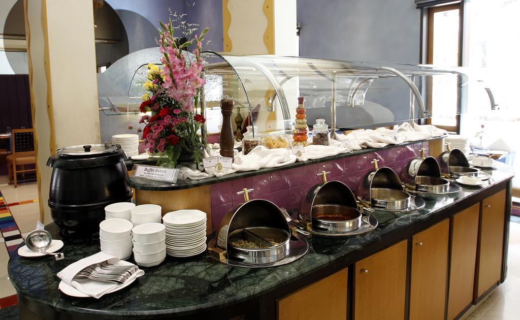 Hotel Sagar Plaza City Centre Pune Ngoại thất bức ảnh