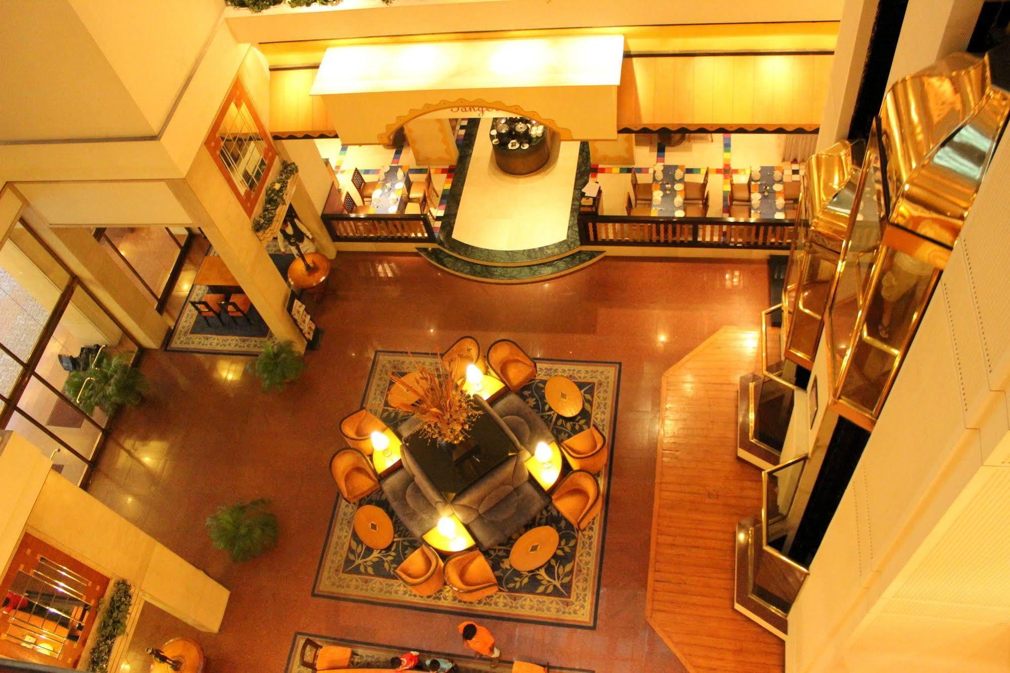 Hotel Sagar Plaza City Centre Pune Ngoại thất bức ảnh